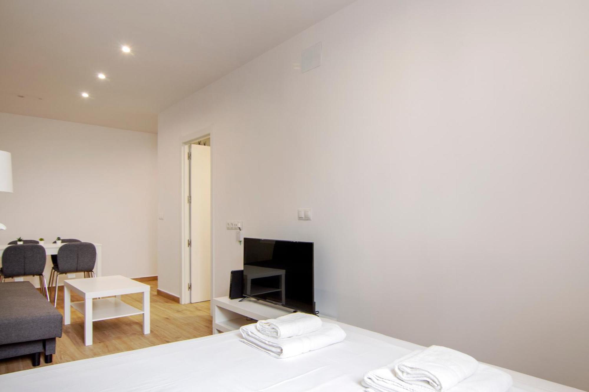 Vlc Host- Fray Pedro Apartment Valencia Exterior photo