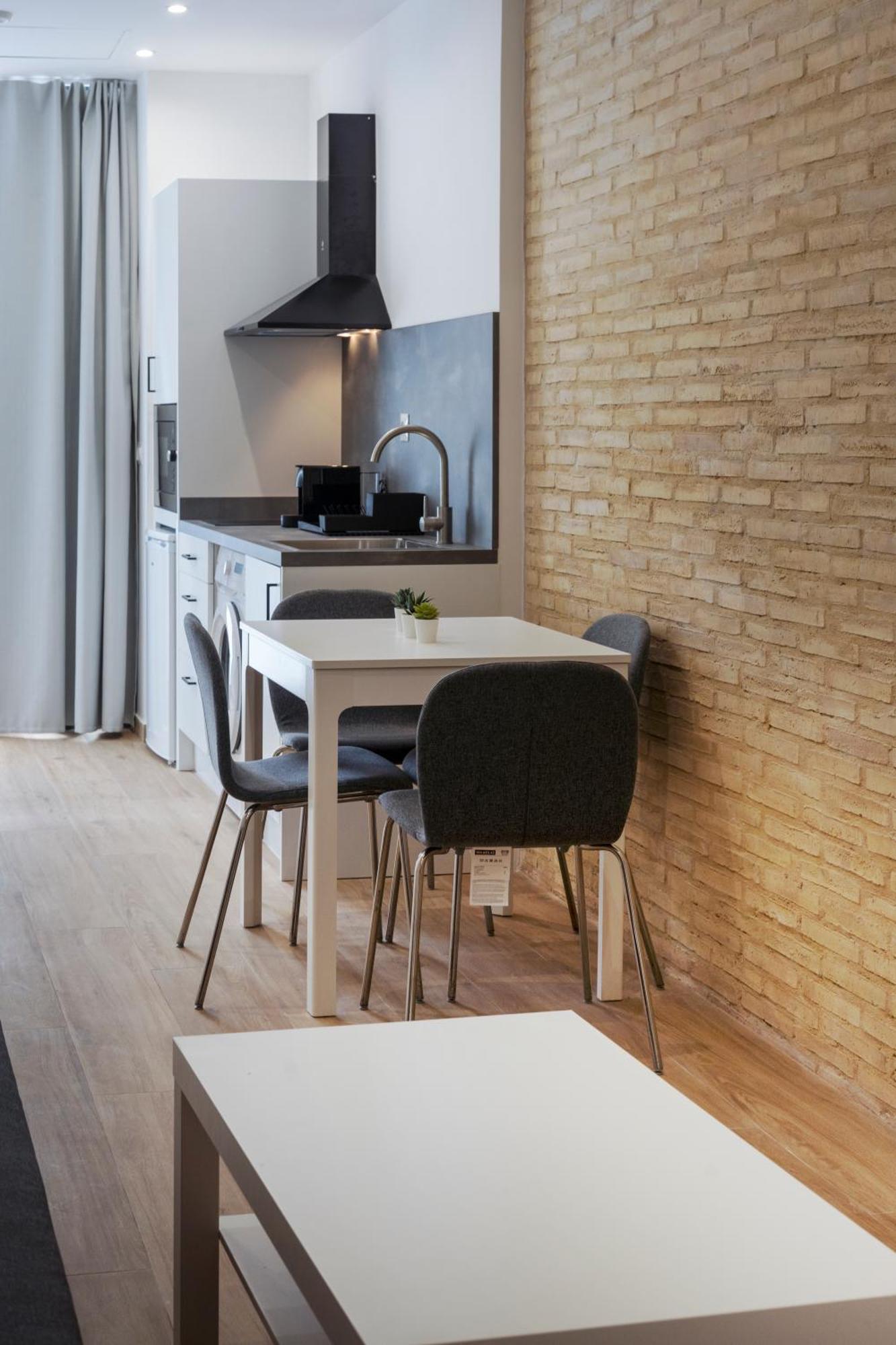 Vlc Host- Fray Pedro Apartment Valencia Exterior photo