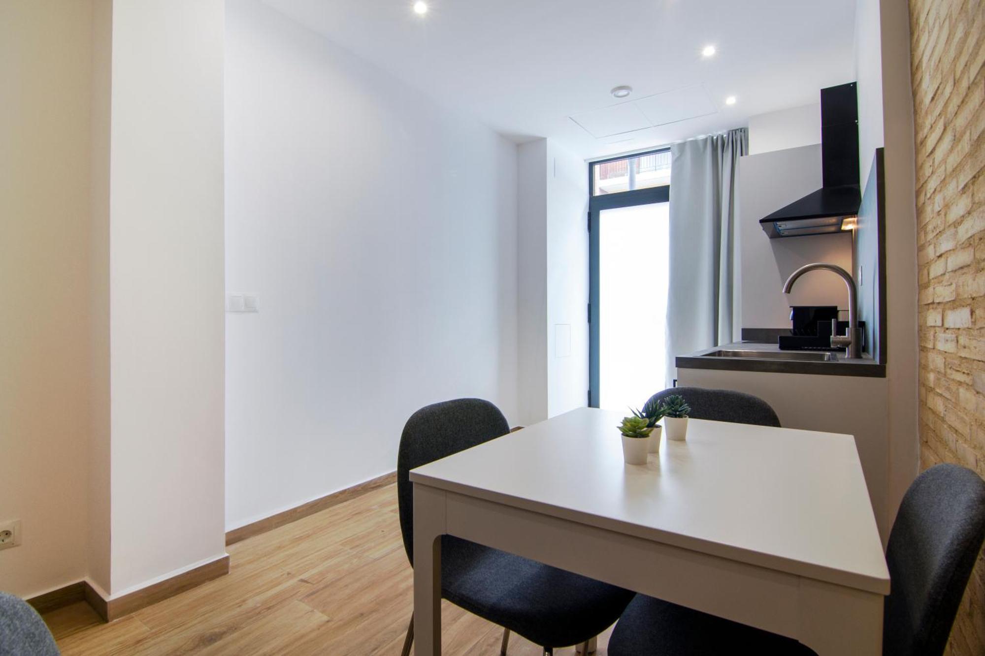 Vlc Host- Fray Pedro Apartment Valencia Exterior photo