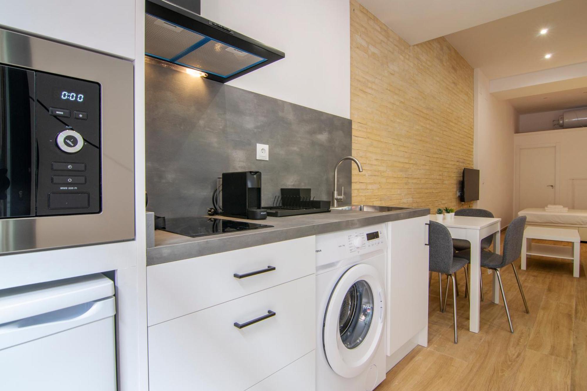 Vlc Host- Fray Pedro Apartment Valencia Exterior photo
